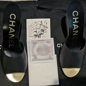 New Chanel Platform Mules in Black. Size 38.